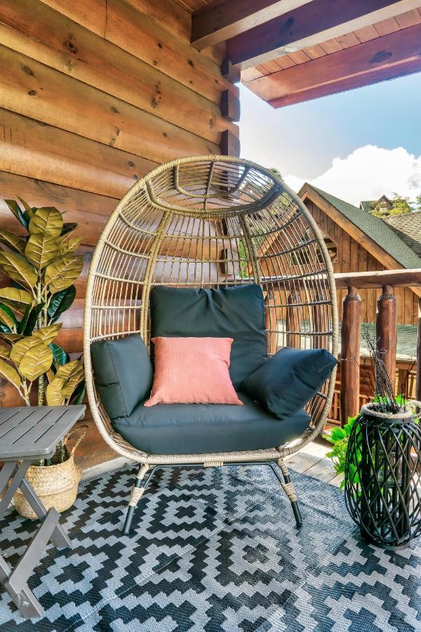 Summer Sale! Pool, Sauna, View, Hottub, Game Sevierville Bagian luar foto
