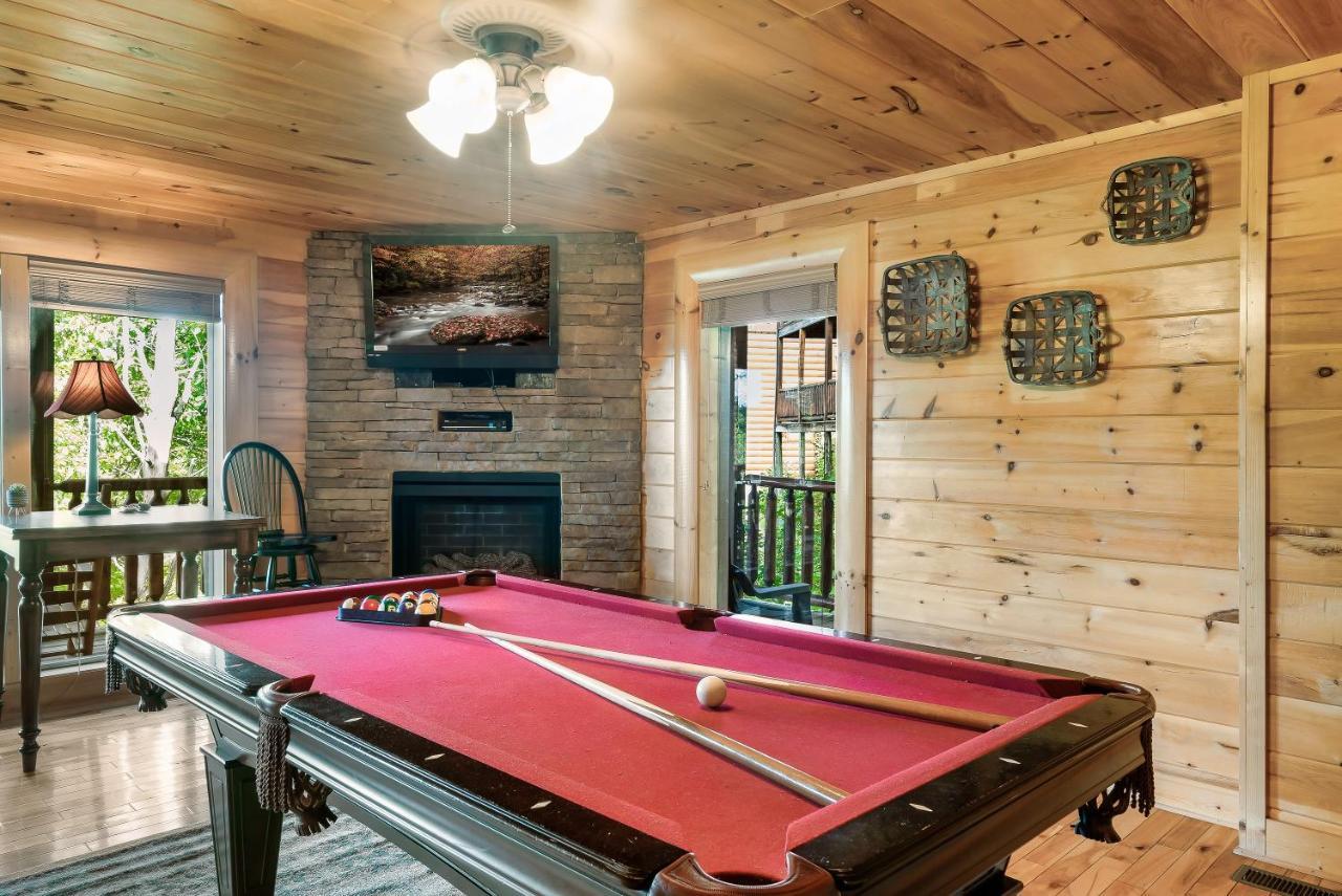 Summer Sale! Pool, Sauna, View, Hottub, Game Sevierville Bagian luar foto