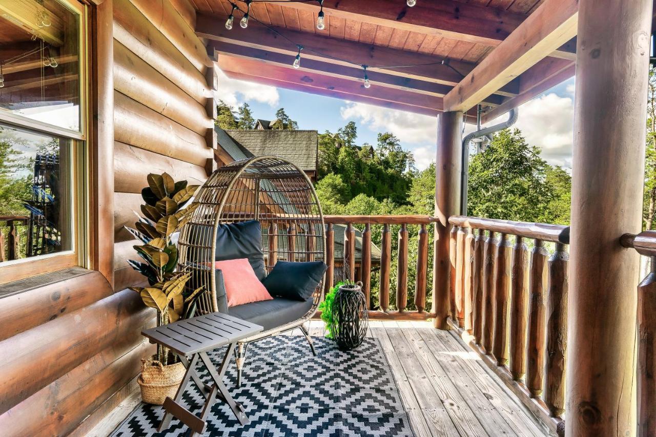 Summer Sale! Pool, Sauna, View, Hottub, Game Sevierville Bagian luar foto