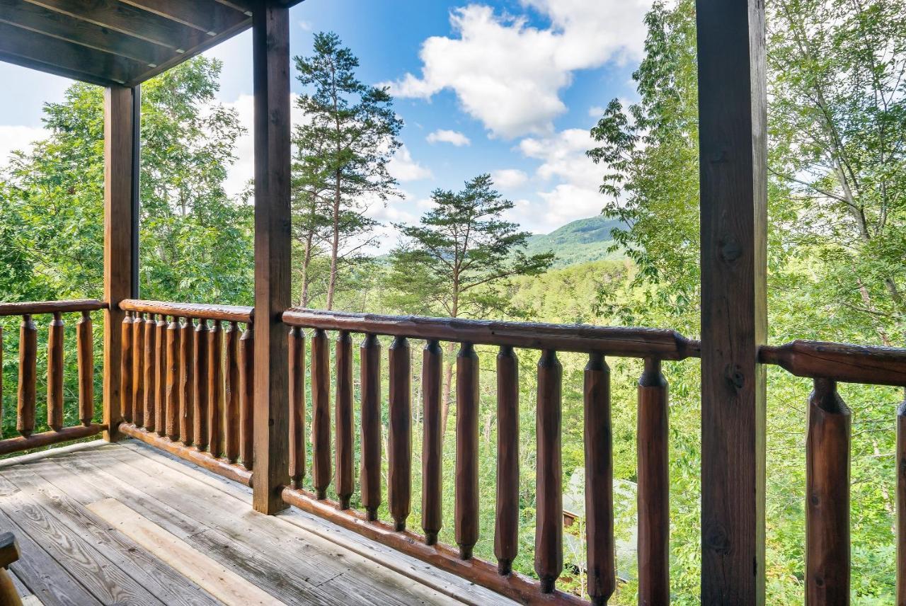 Summer Sale! Pool, Sauna, View, Hottub, Game Sevierville Bagian luar foto